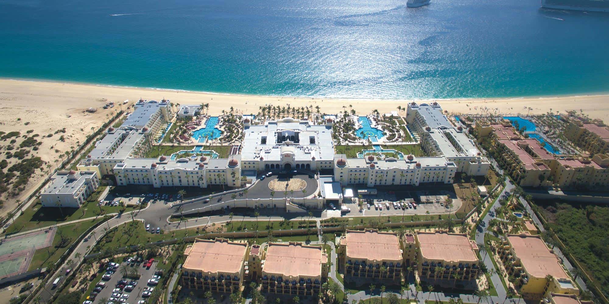 Riu Palace Cabo San Lucas wedding