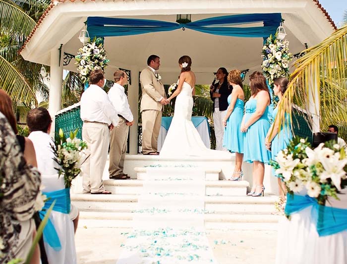 top questions for a destination wedding travel agent